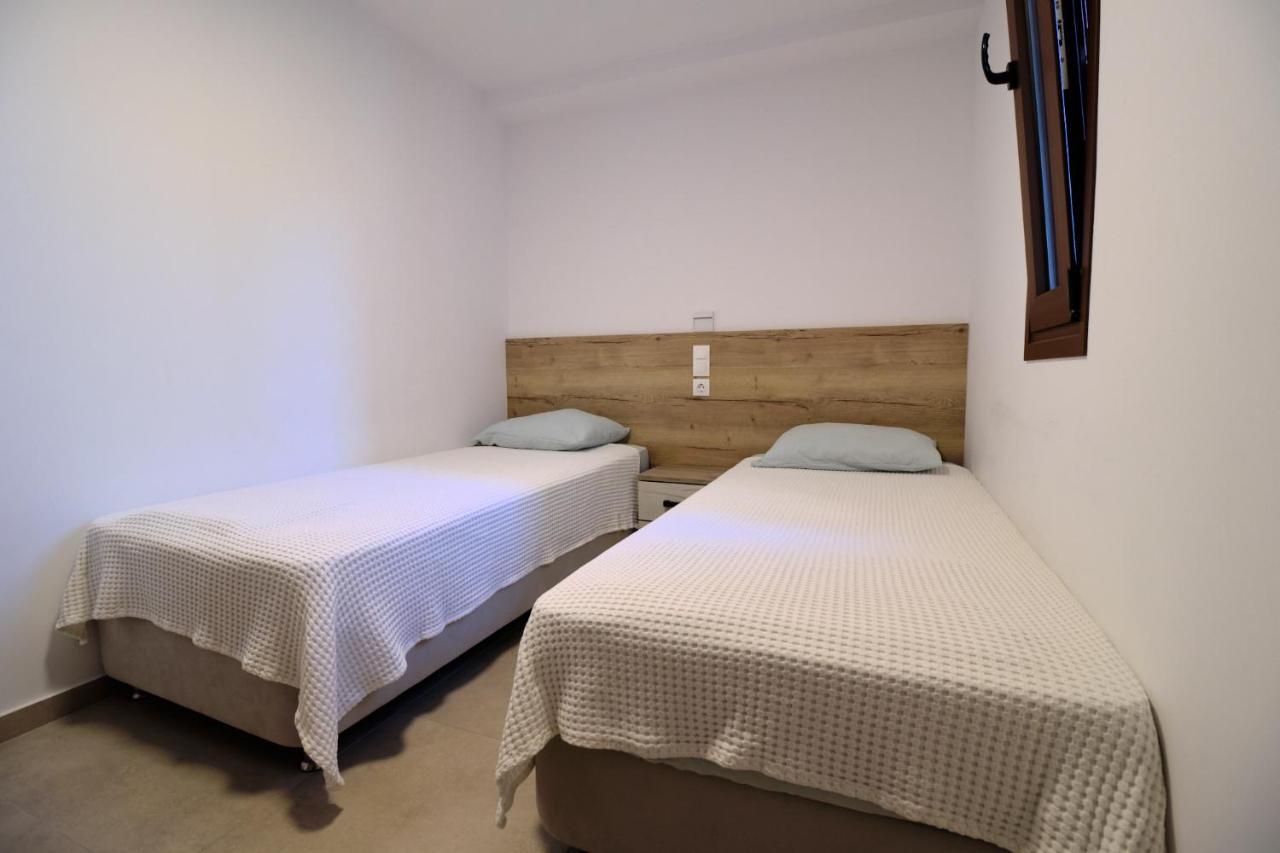 Zefiros Luxury Apartments Sívota 외부 사진